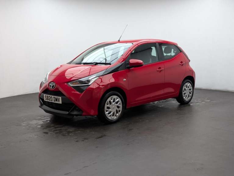 2020 Toyota AYGO 1.0 VVT-i x-play Hatchback 5dr Petrol Manual Euro 6 (71 ps) REVERSING CAMER HATC...
