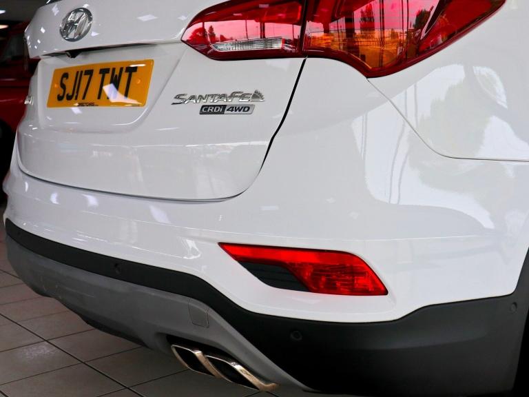 2017 Hyundai Santa Fe 2.2 Endurance Edition Blue Drive CRDi 4wd 5DR 4x4 Diesel 4x4 Diesel Automatic