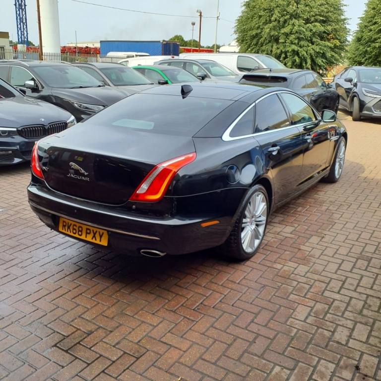 2018 68 JAGUAR XJ 3.0 D V6 PORTFOLIO 4D 296 BHP DIESEL