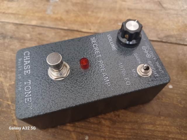 CHASE TONE Secret Preamp Pedal – EP booster xotic | in Beckenham