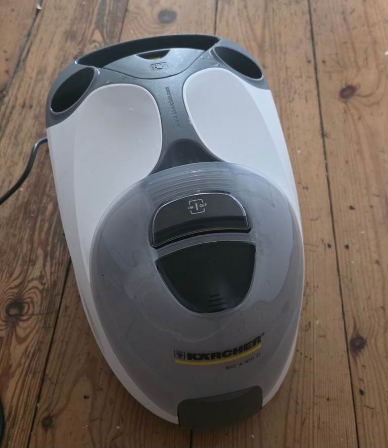 For sale is a Karcher SC4.100 steamer. 