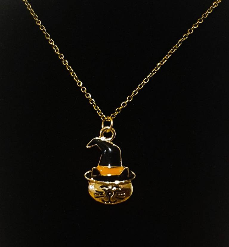Halloween Enamel Cat In Witches Hat Necklace *New*