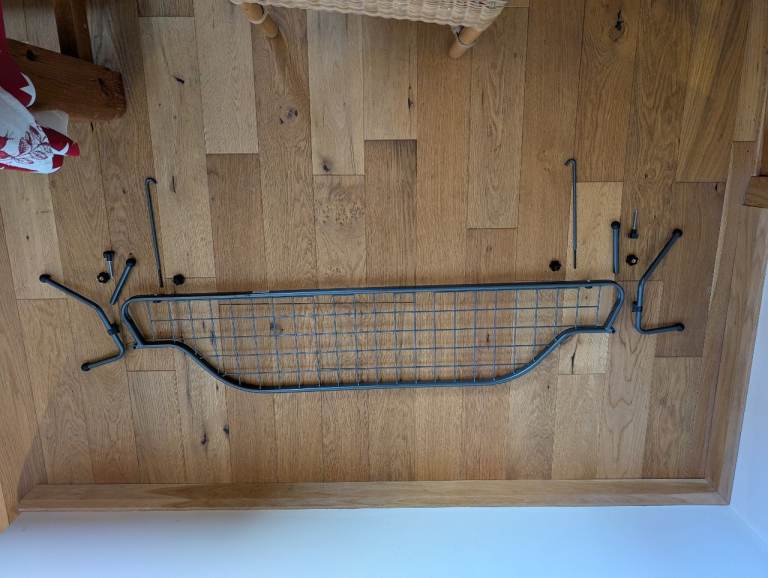 Dog Guard for Skoda Superb 2015 - 2023, travall TDG 1495 DQ - as new