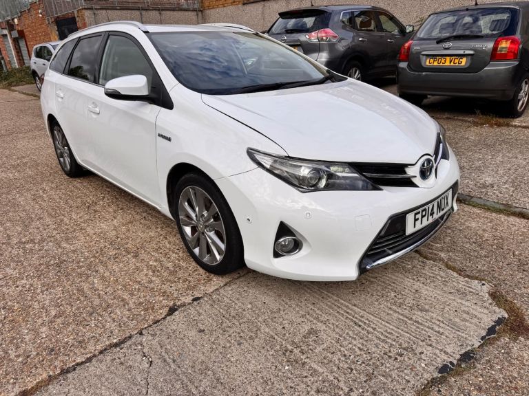 2014 Toyota Auris 1.8 VVTi Hybrid Excel 5dr CVT Auto ESTATE Petrol/Electric Hybrid Automatic