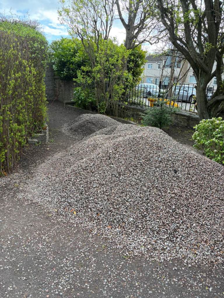 Granite chips free for uplift