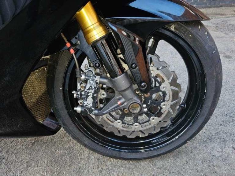 Suzuki GSXR1000 K3 '2003' BREMBO FRONT CALIPERS/M-CYL/GP SILENCER/COMFY SEAT