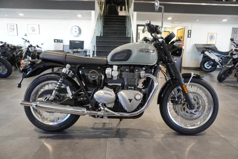 Triumph Bonneville T120,2026, Stone Grey. IN STOCK NOW