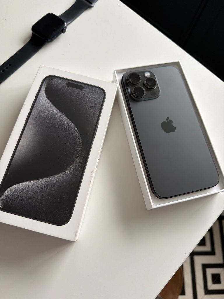 iPhone 15 pro max 256gb unlocked