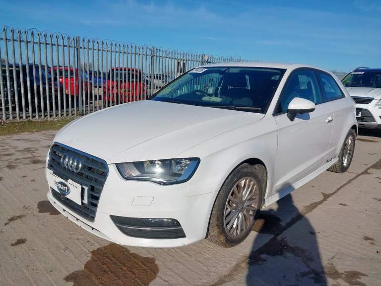 Breaking Audi A3 2015 3DR 1.6 TDI Diesel DBKA 6 Speed QVX White LY9C