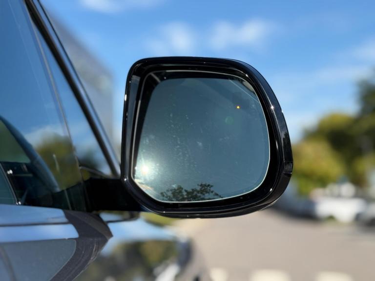 2024 Land Rover Range Rover Sport 3.0 D300 MHEV Dynamic SE SUV 5dr Diesel Auto 4WD Euro 6 (s/s) (...