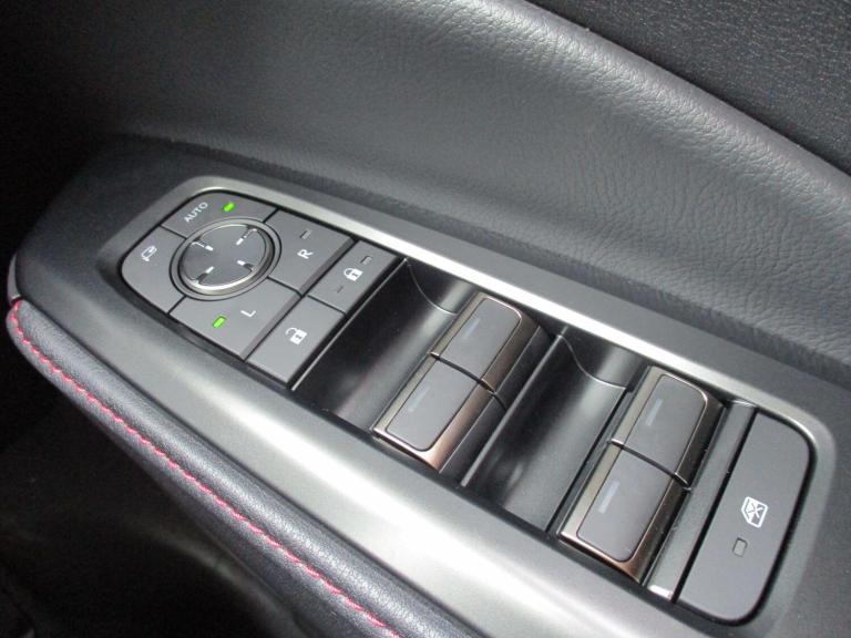 2025 Lexus LBX 1.5 VVT-iE Premium SUV 5dr Petrol Hybrid E-CVT Euro 6 (s/s) (136 ps) HATCHBACK Pet...