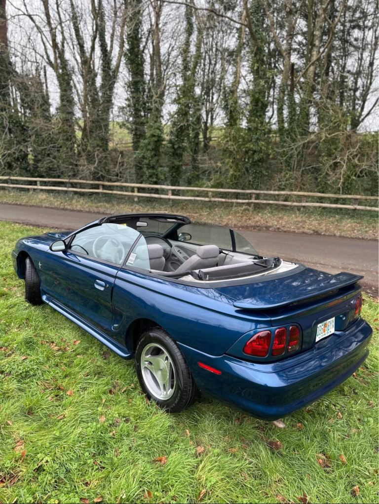 1998 Ford Mustang SN95