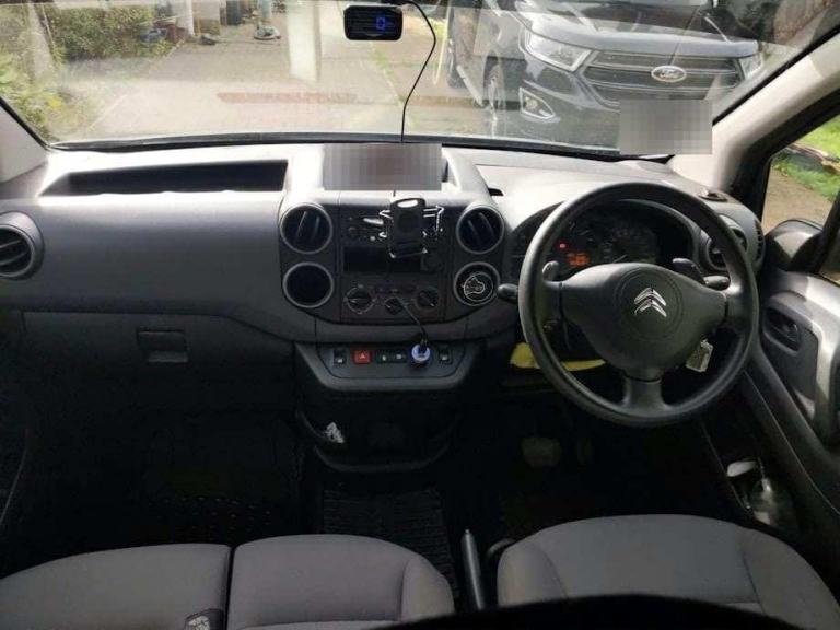 CITROEN BERLINGO 1.6 BLUE HDI......AUTOMATIC.....METALIC GREY.....£6295