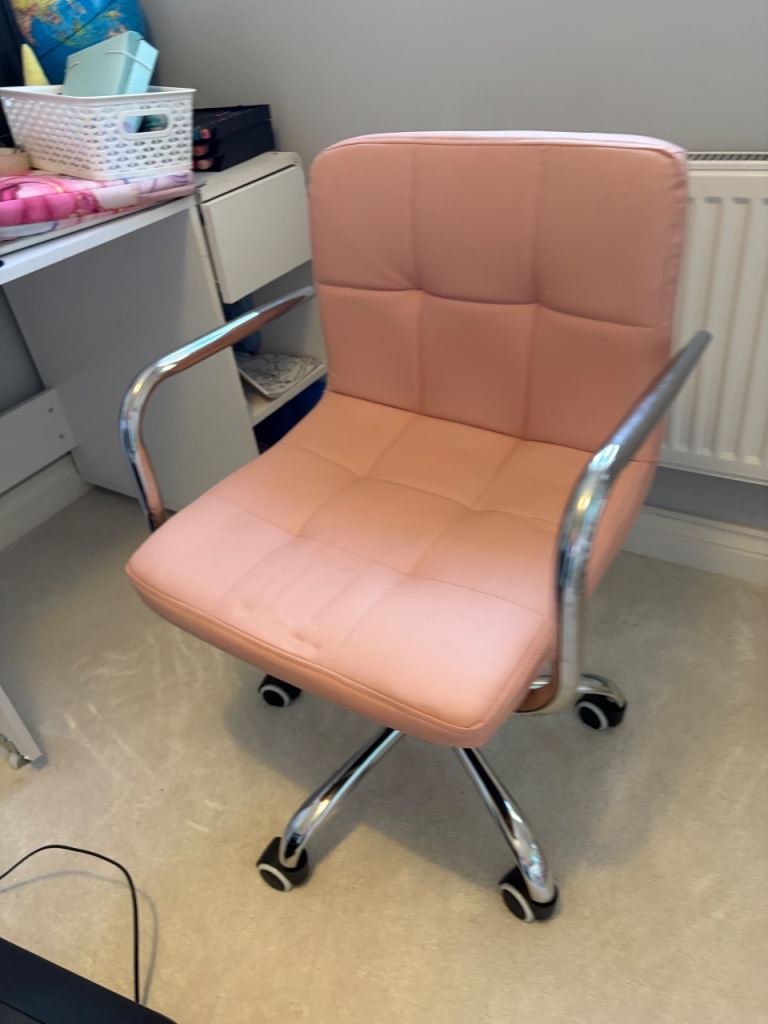 Pink and Silver Swivel Office Chair – Good Condition