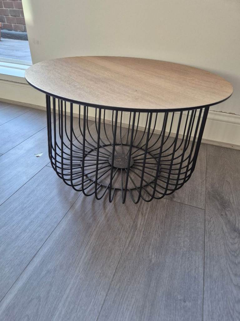 Habitat coffee table 