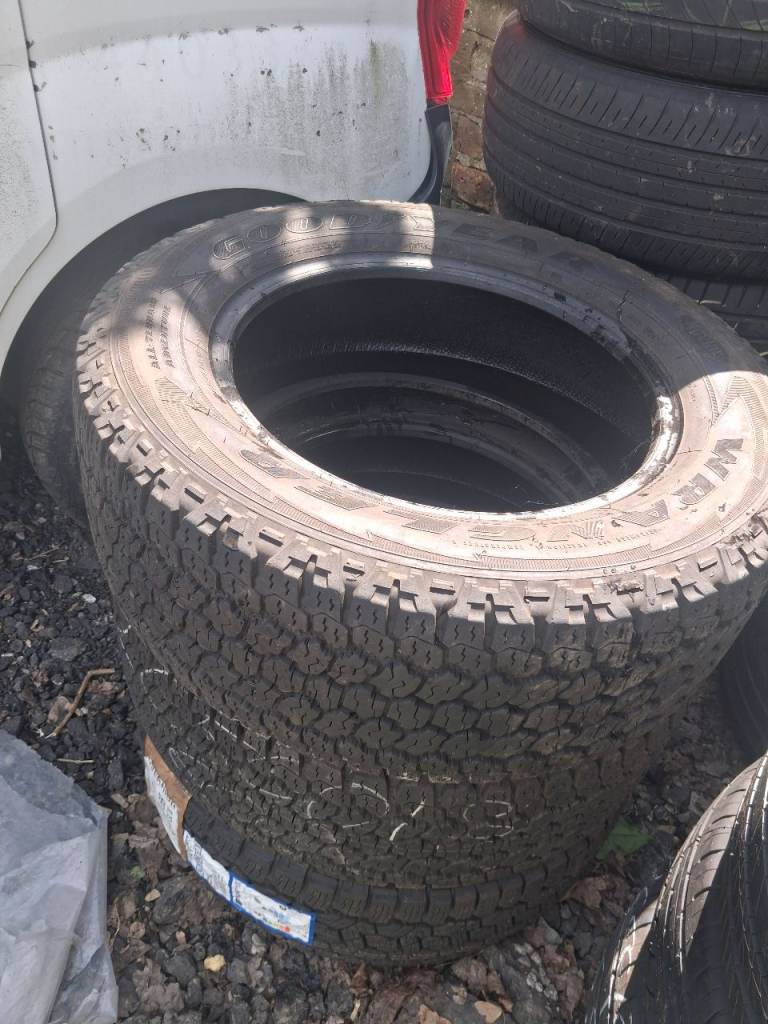 2656018 Goodyear part worn tyres nearly new tires