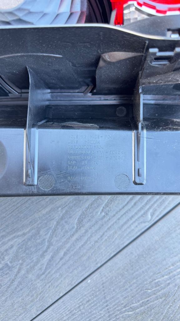 Dacia Duster Rear Light, L side