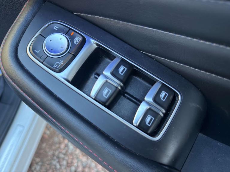 2022 MG MG HS 1.5 MG HS Exclusive Semi-Auto 5dr SUV Petrol Automatic