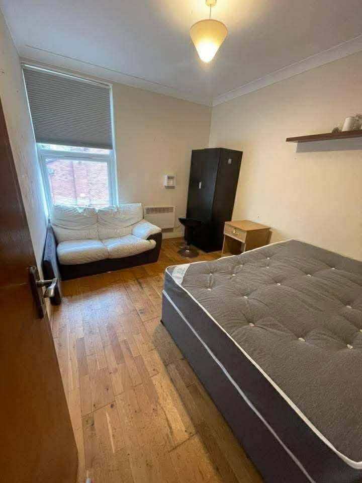 Lovely 2 bedroom flat