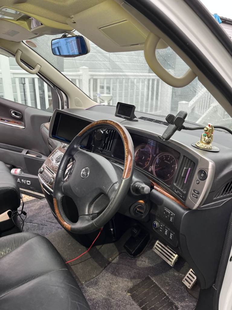 Nissan, E51 Elgrand 2010, 2490 (cc)