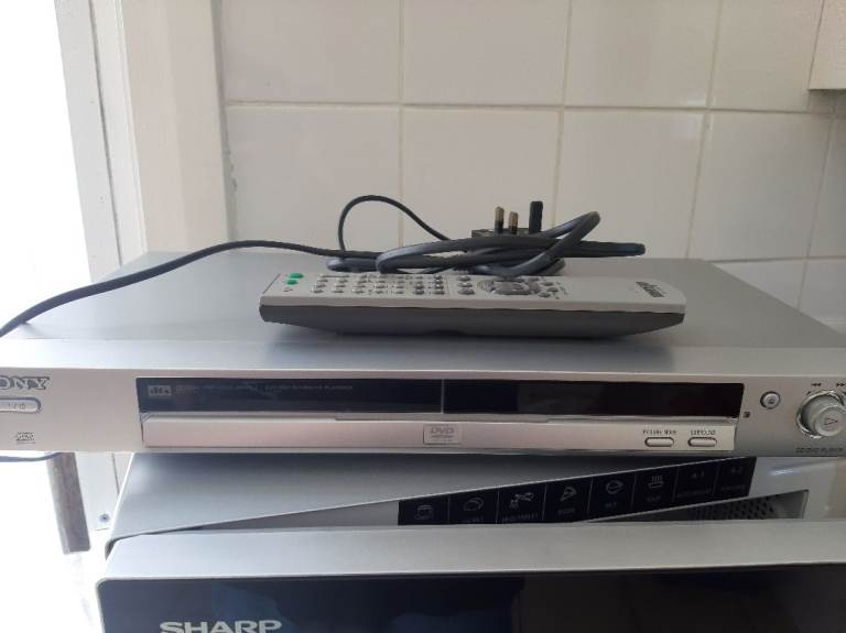 Sony DVD player, connects by SCART only as no HDMI