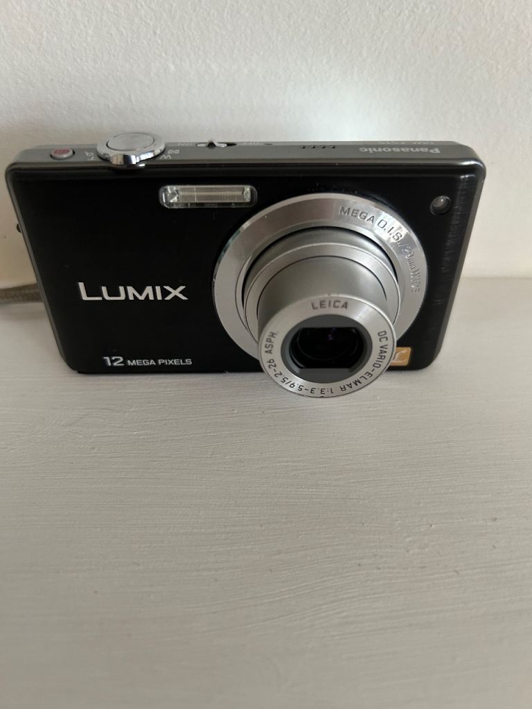 Panasonic Lumix FS15 Black. 