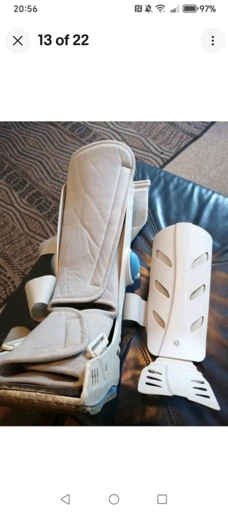 Air Step Fracture Boot Medium