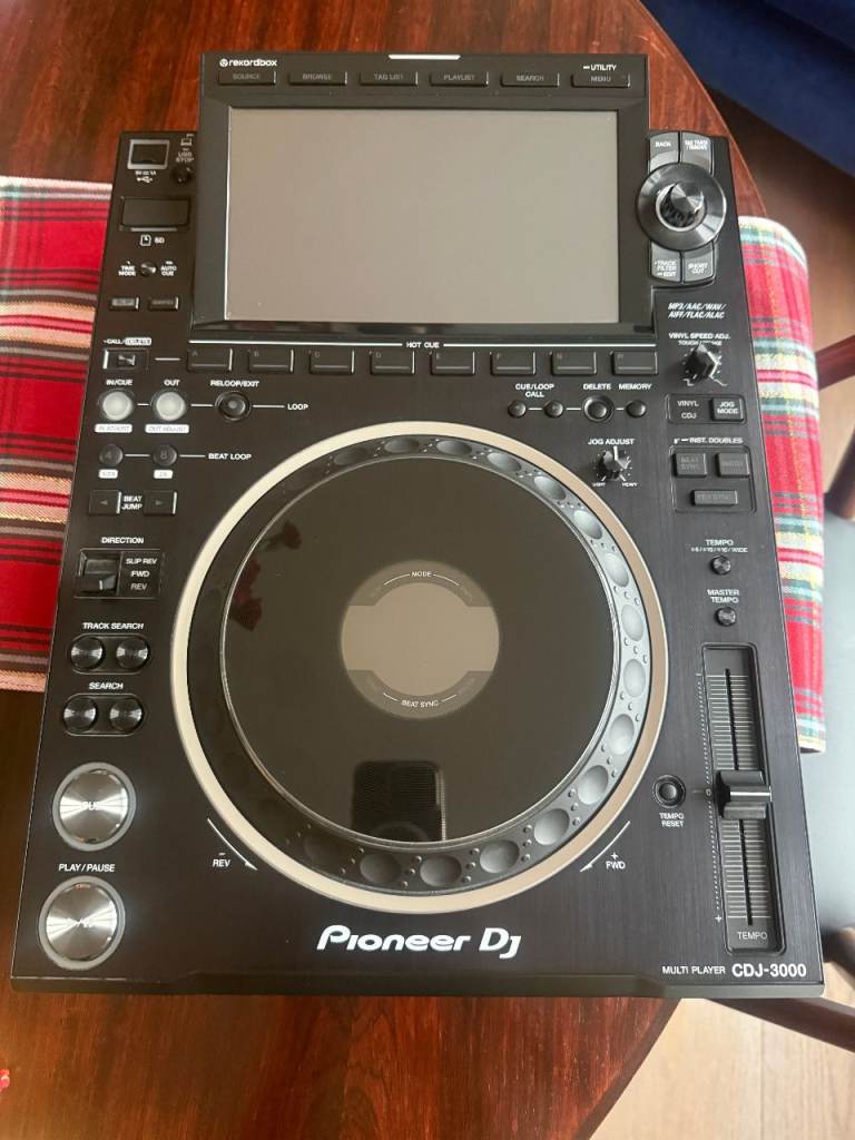 Pioneer CDJ-3000 – pair – mint condition, barely used – £3,600 (London pick-up only)
