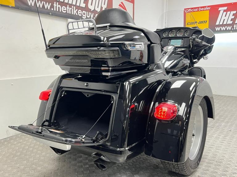 2015 Harley-Davidson Tri Glide 103 Trike - 20,000 Miles