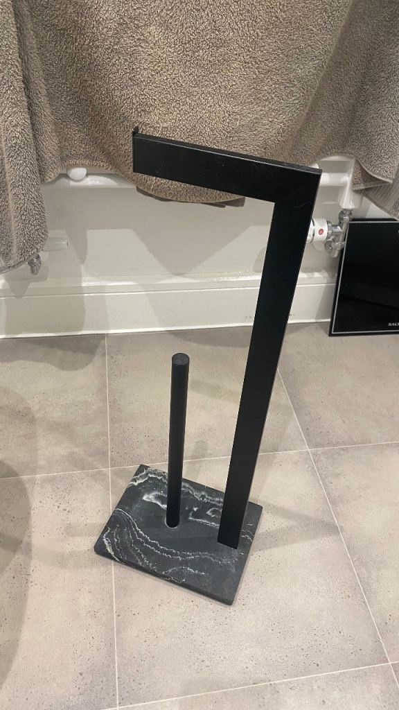 X2 toilet roll holder 