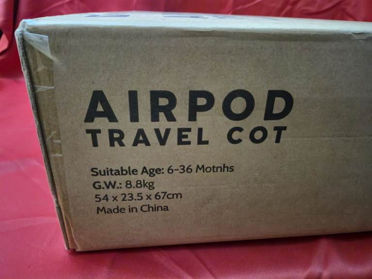 Venture Airpod Travel Cot – Lightweight Foldable 0-3 years (Green)