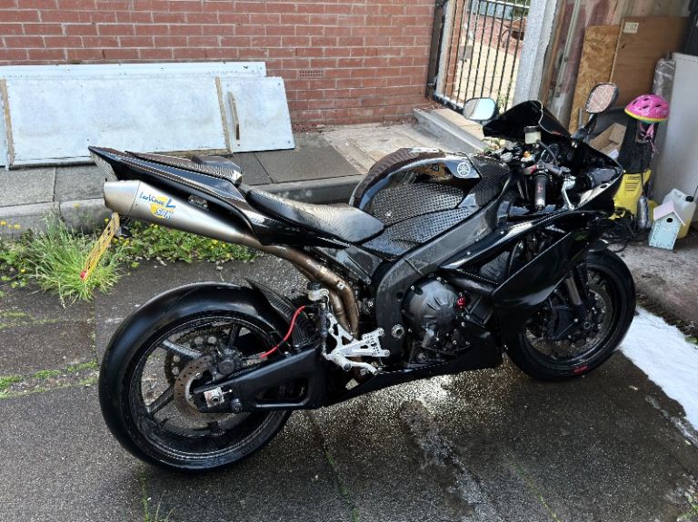 Yamaha R1 4C8 2007
