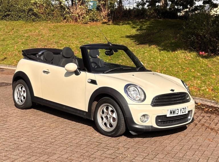 2013 MINI Convertible 1.6 Cooper 2dr Long MOT Full History CONVERTIBLE Petrol Manual