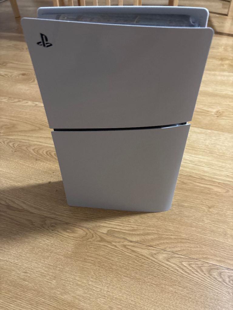 Sony PlayStation 5 Console - Great Condition, White