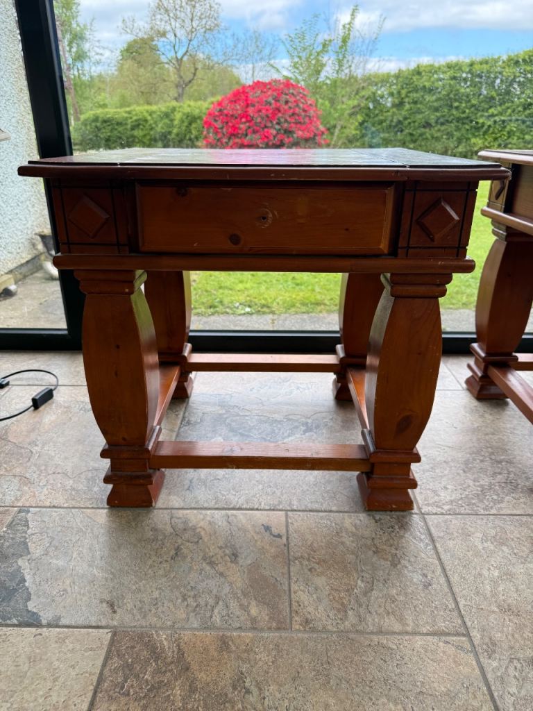 2 Pine Matching Lamp Tables 