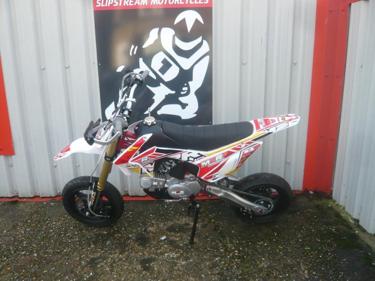 M2R 140 SUPERMOTO OFF ROAD PIT BIKE KIDS MX DIRT TRACK RACE SPORTS R STOMP 125 S