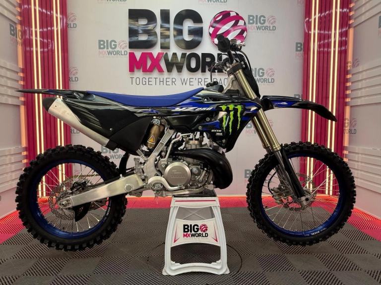 YAMAHA YZ 250 2025 MONSTER EDITION // BRAND NEW // ZERO HOURS