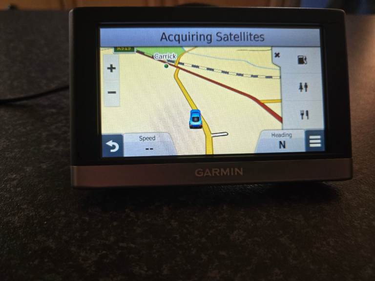 FOR SALE GARMIN SATALIGHT NAVIGATION SYSTEM WITH CHARGER 