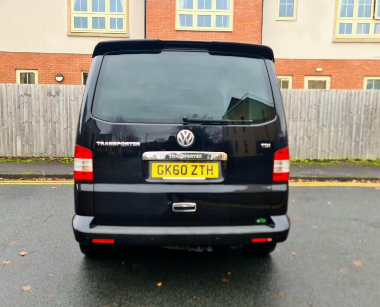VOLKSWAGEN TRANSPORTER 2.0 BiTDI T32 Kombi DSG L1 H1 4dr 2010