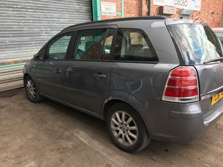 Vauxhall Zafira B. Rear side. Door. Breaking spares parts.  