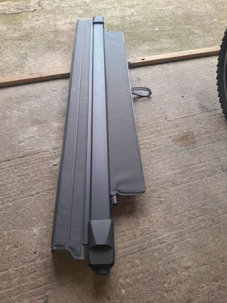 Volvo xc90 load cover 