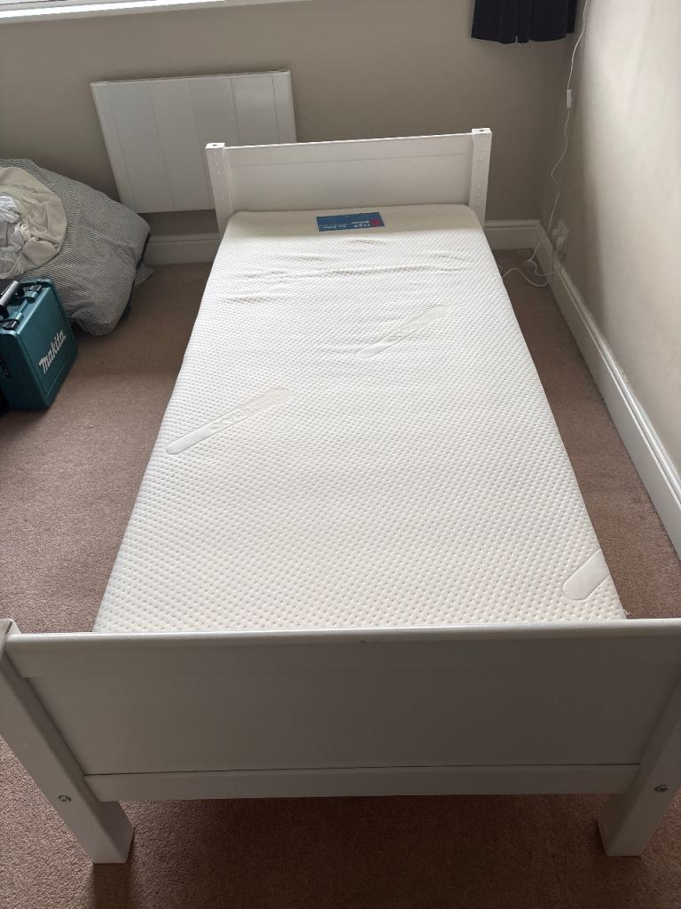 image for Kids single bed 