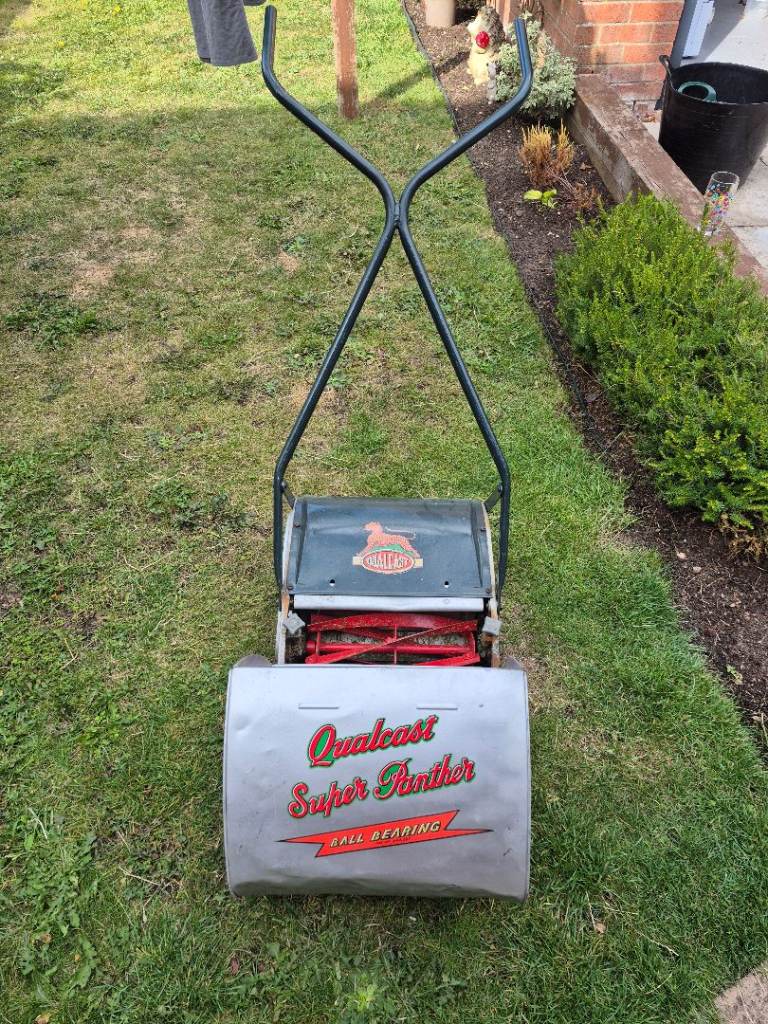 Push lawnmower 