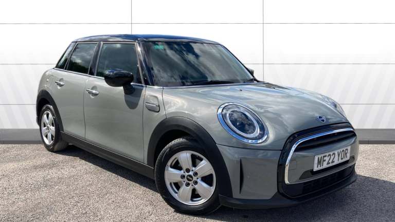 2022 MINI Hatch 1.5 Cooper Classic 5dr Auto Petrol Hatchback Hatchback Petrol Automatic