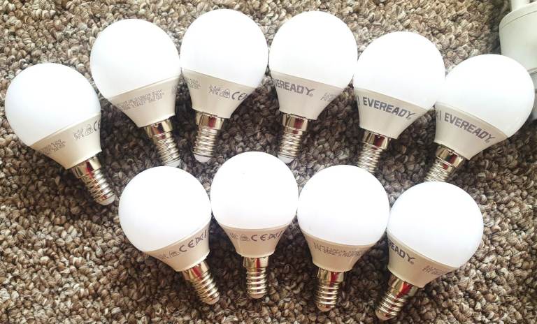 Eveready Light Bulbs (E14 Small Screw) Qty 10