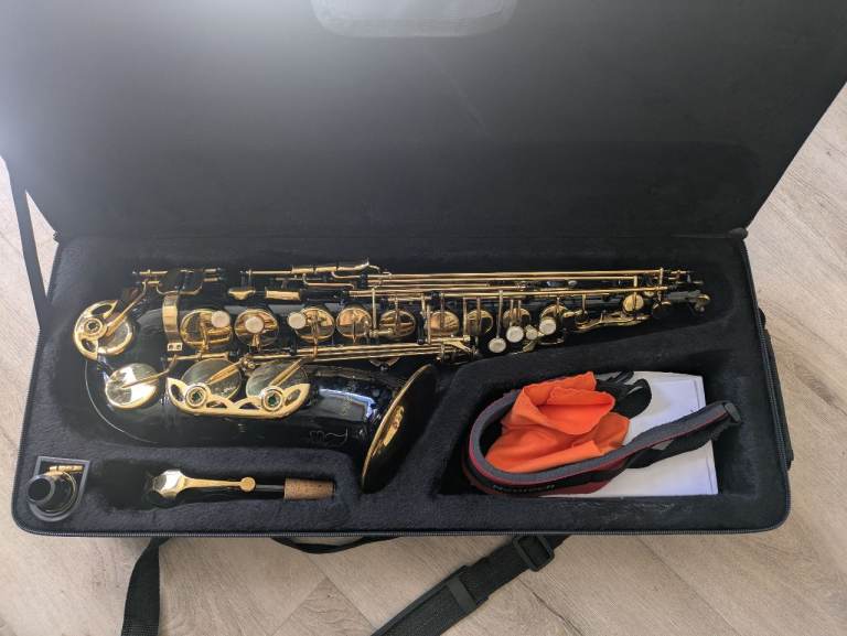 Black and Gold Saxophone with Carry Case