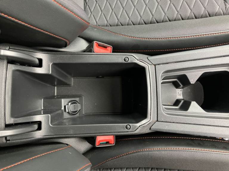 2025 SEAT Leon 1.0 eTSI FR 5dr DSG Hatchback PETROL Automatic