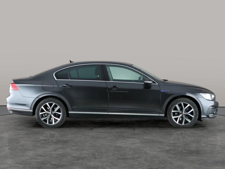 2022 Volkswagen Passat 1.4 TSI 13kWh GTE Saloon 4dr Petrol Plug-in Hybrid DSG Euro 6 (s/s) (218 p...