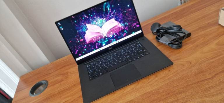 Core i9 4K UHD DELL XPS 15 32GB RAM 1TB NVIDIA 4GB GAMING CAD EDITING AI 3D MODELING Laptop