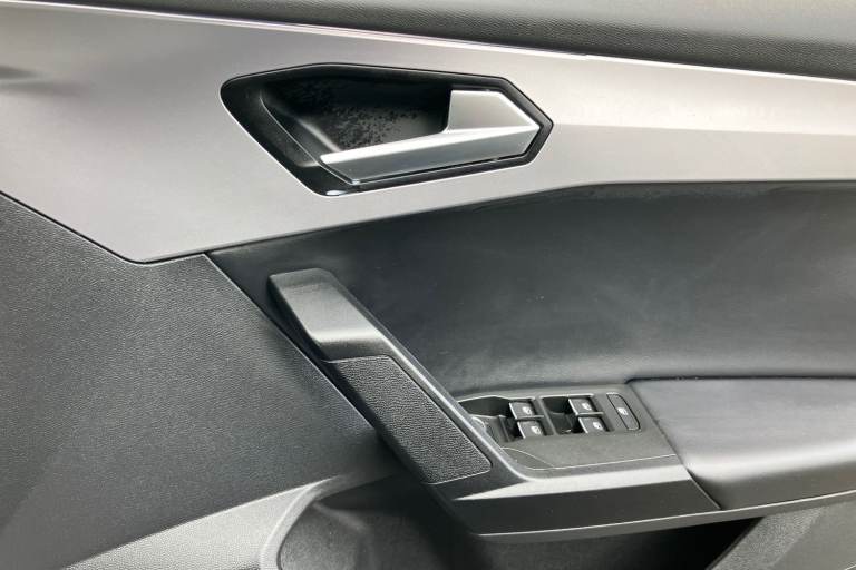 2021 SEAT Leon 1.5 eTSI 150 FR 5dr DSG Estate PETROL Automatic